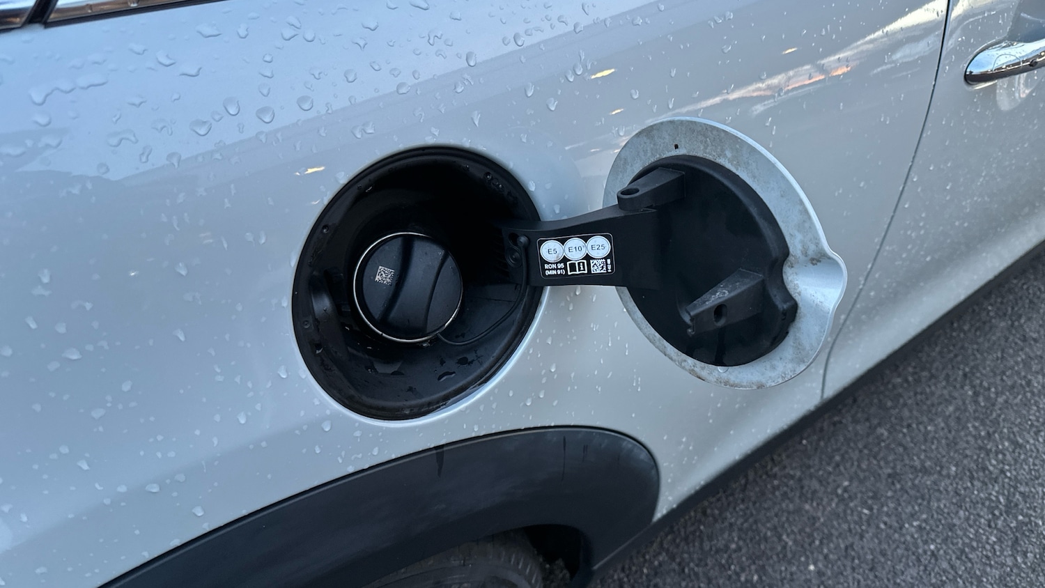 Used MINI Convertible 2022 for sale - 77195167: Photo 28