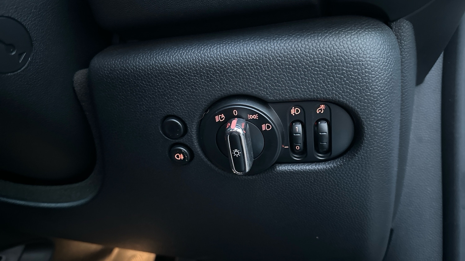 Used MINI Convertible 2022 for sale - 77195167: Photo 32