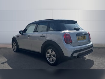 Used MINI Hatch 2022 for sale - 75640030: Photo