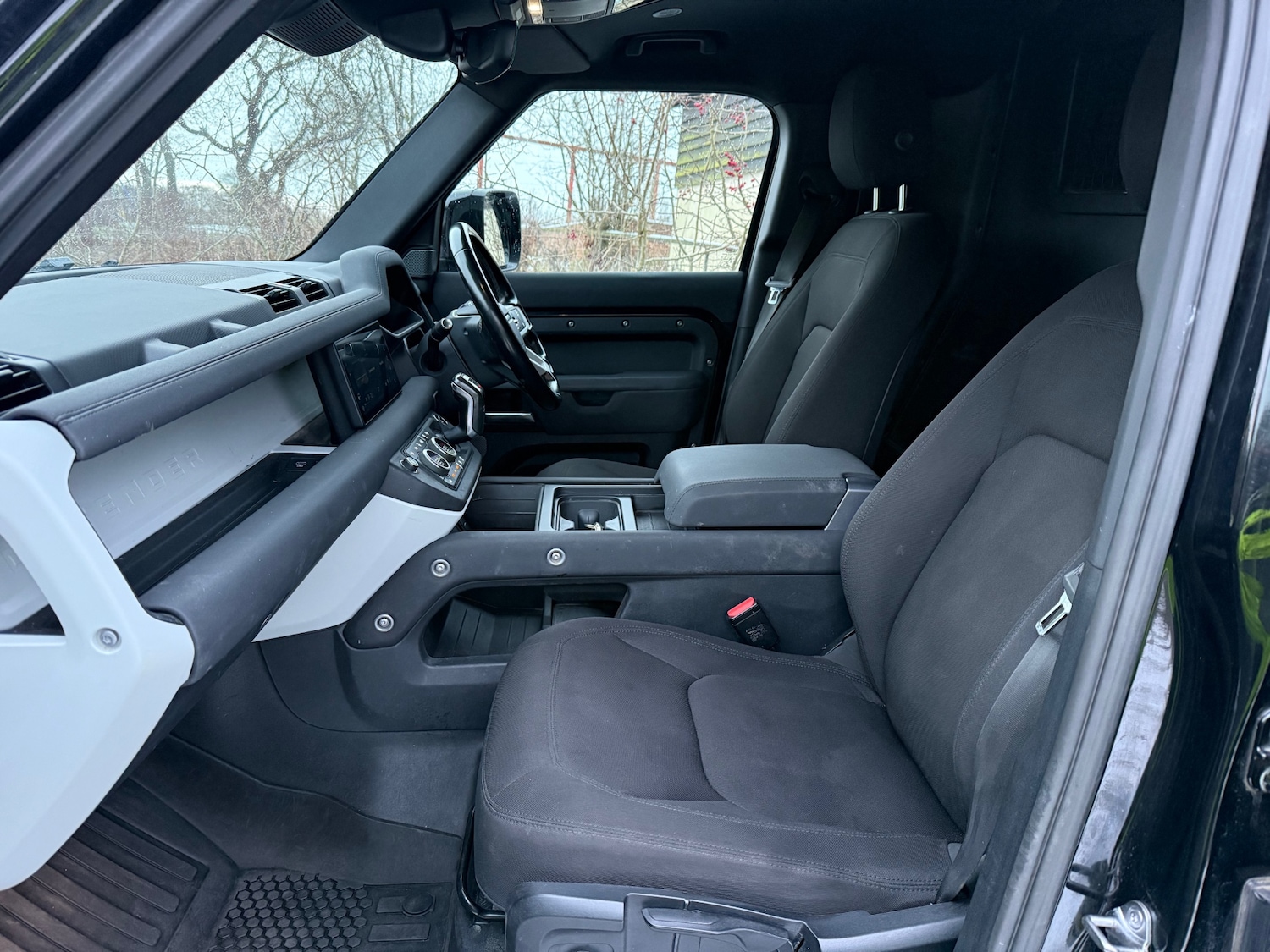 Used Land Rover Defender 2022 for sale - 77113341: Photo 10