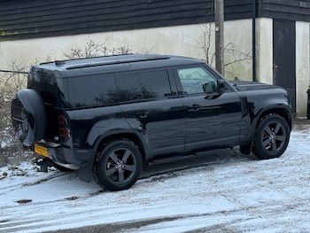 Used Land Rover Defender 2022 for sale - 77113341: Photo