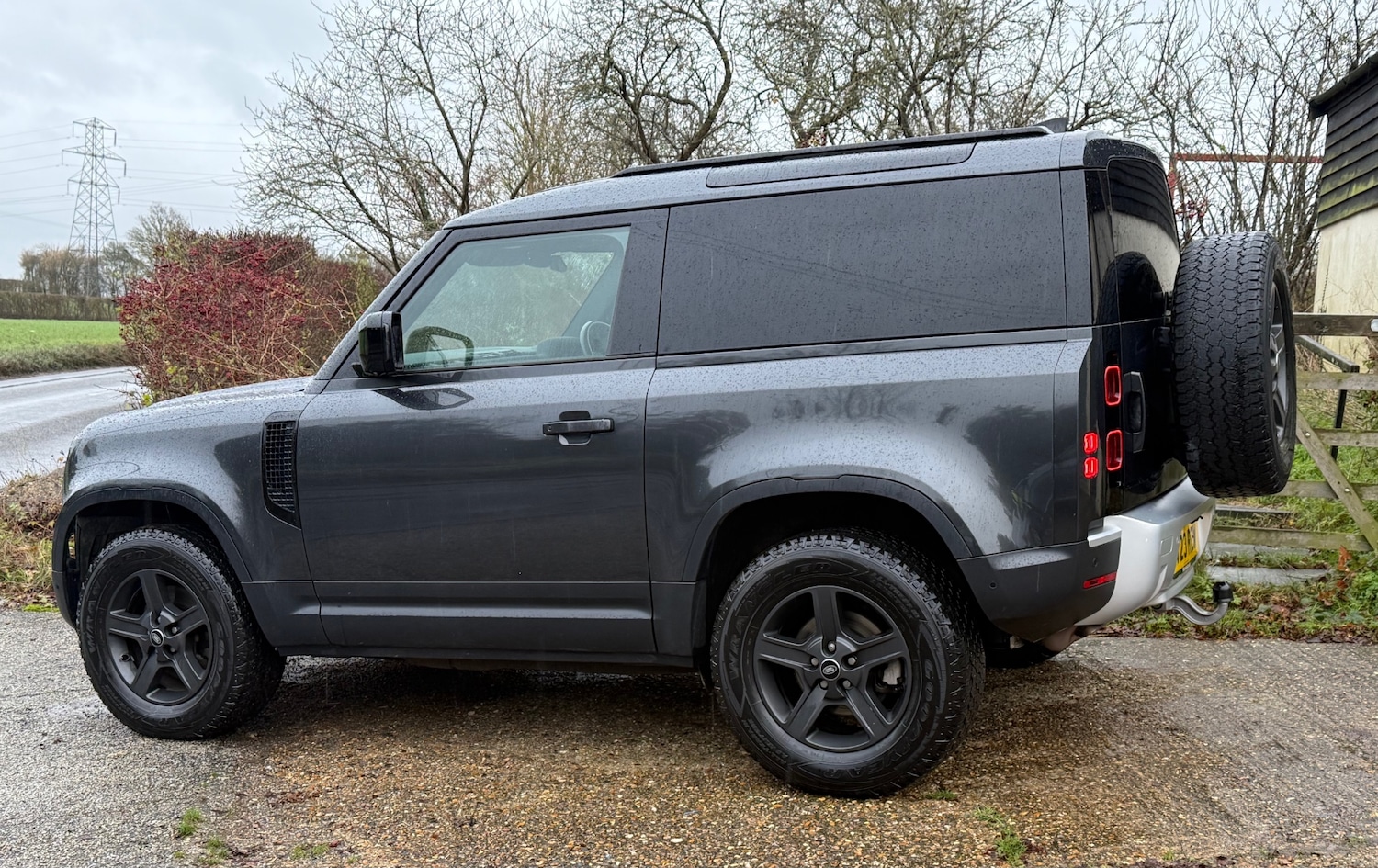 Used Land Rover Defender 90 2023 for sale - 76664585: Photo 7