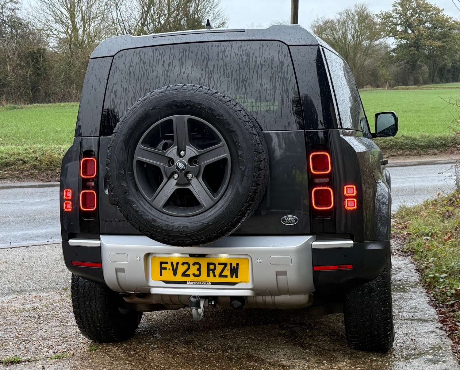 Used Land Rover Defender 90 2023 for sale - 76664585: Photo 9