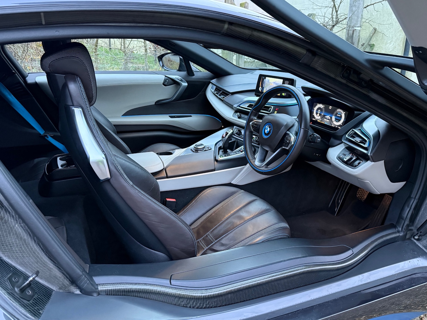 Used BMW i8 2014 for sale - 77059877: Photo 12