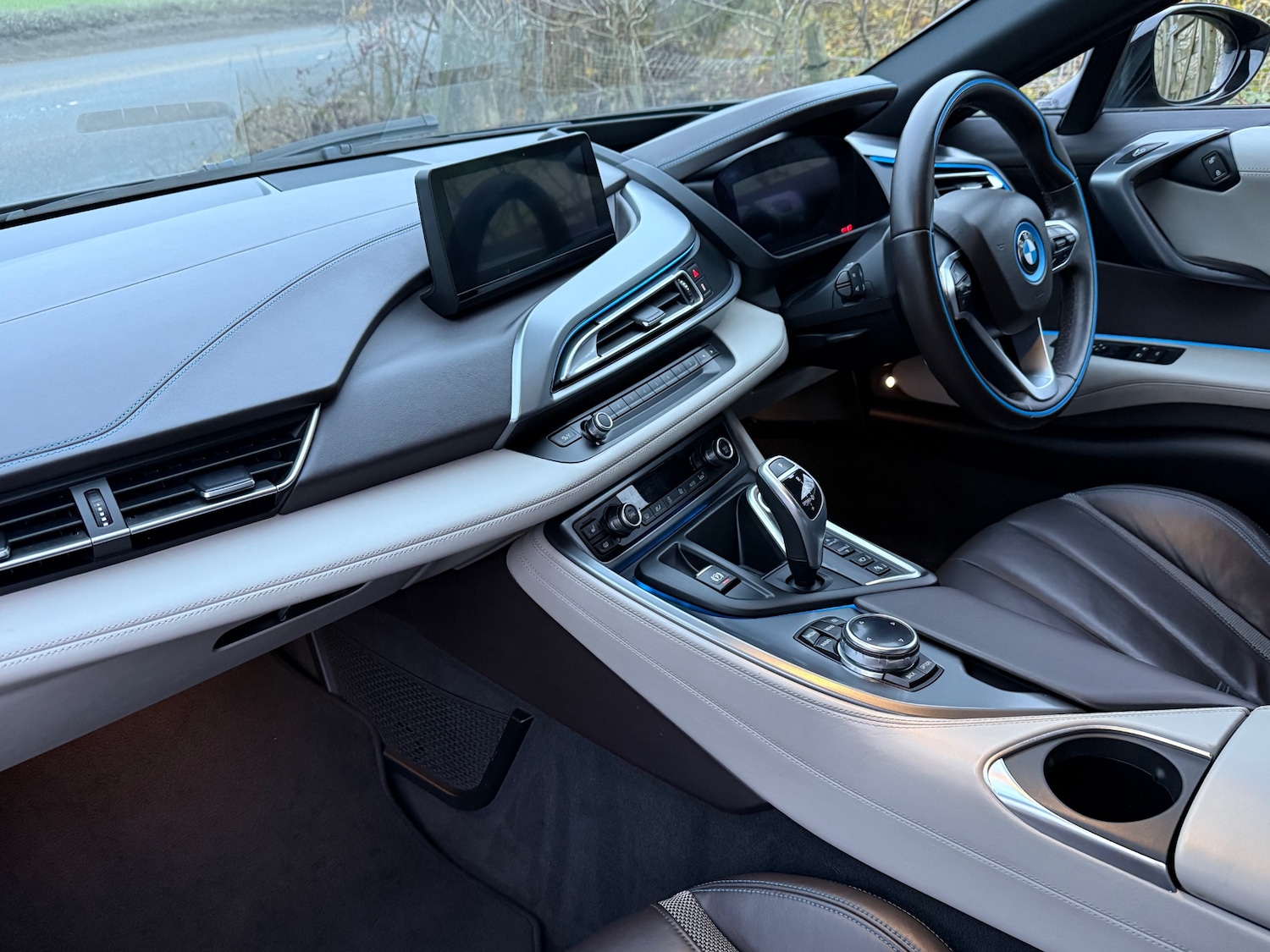 Used BMW i8 2014 for sale - 77059877: Photo 14