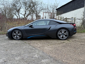 Used BMW i8 2014 for sale - 77059877: Photo