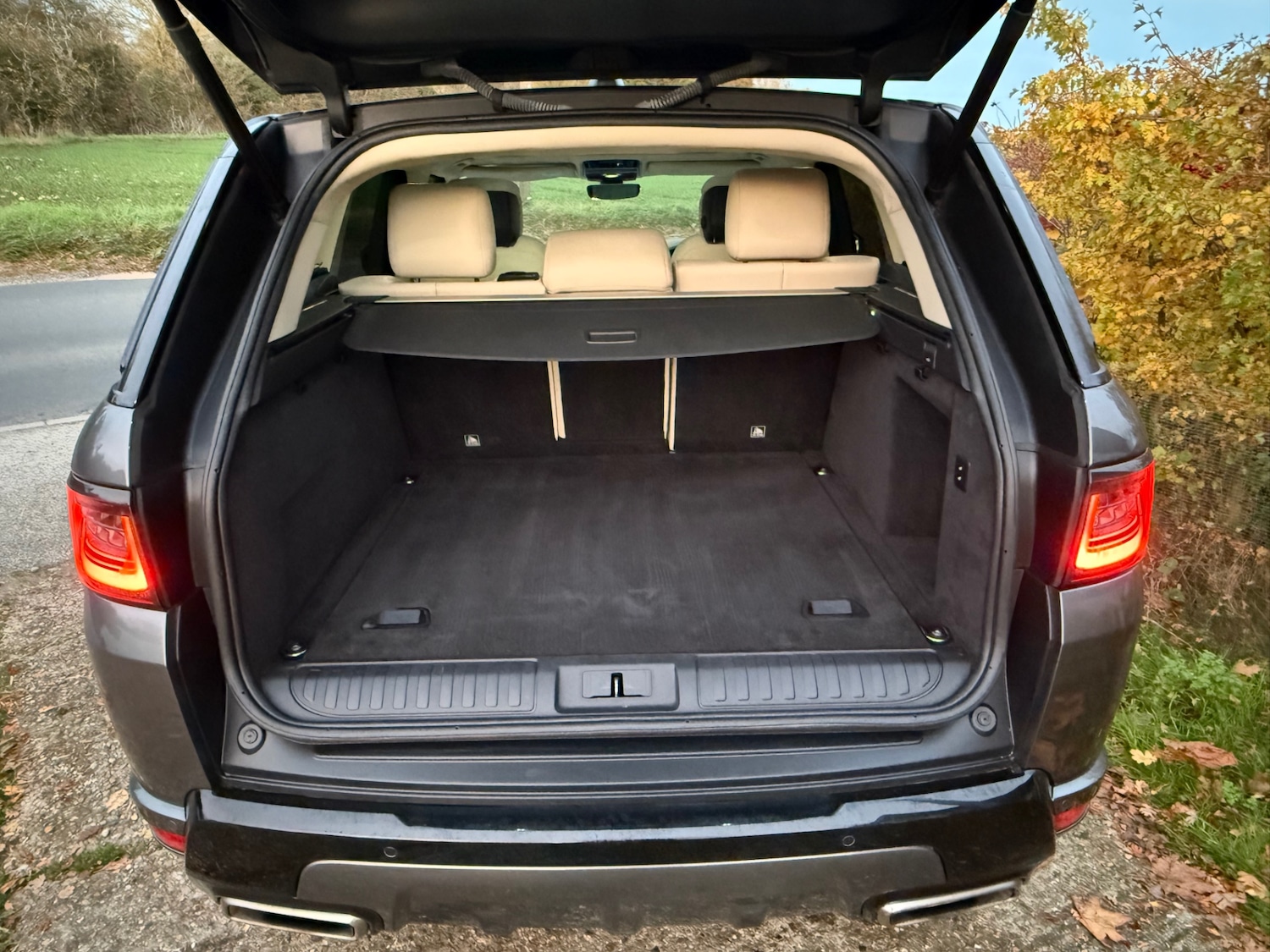 Used Land Rover Range Rover Sport 2018 for sale - 76521445: Photo 10