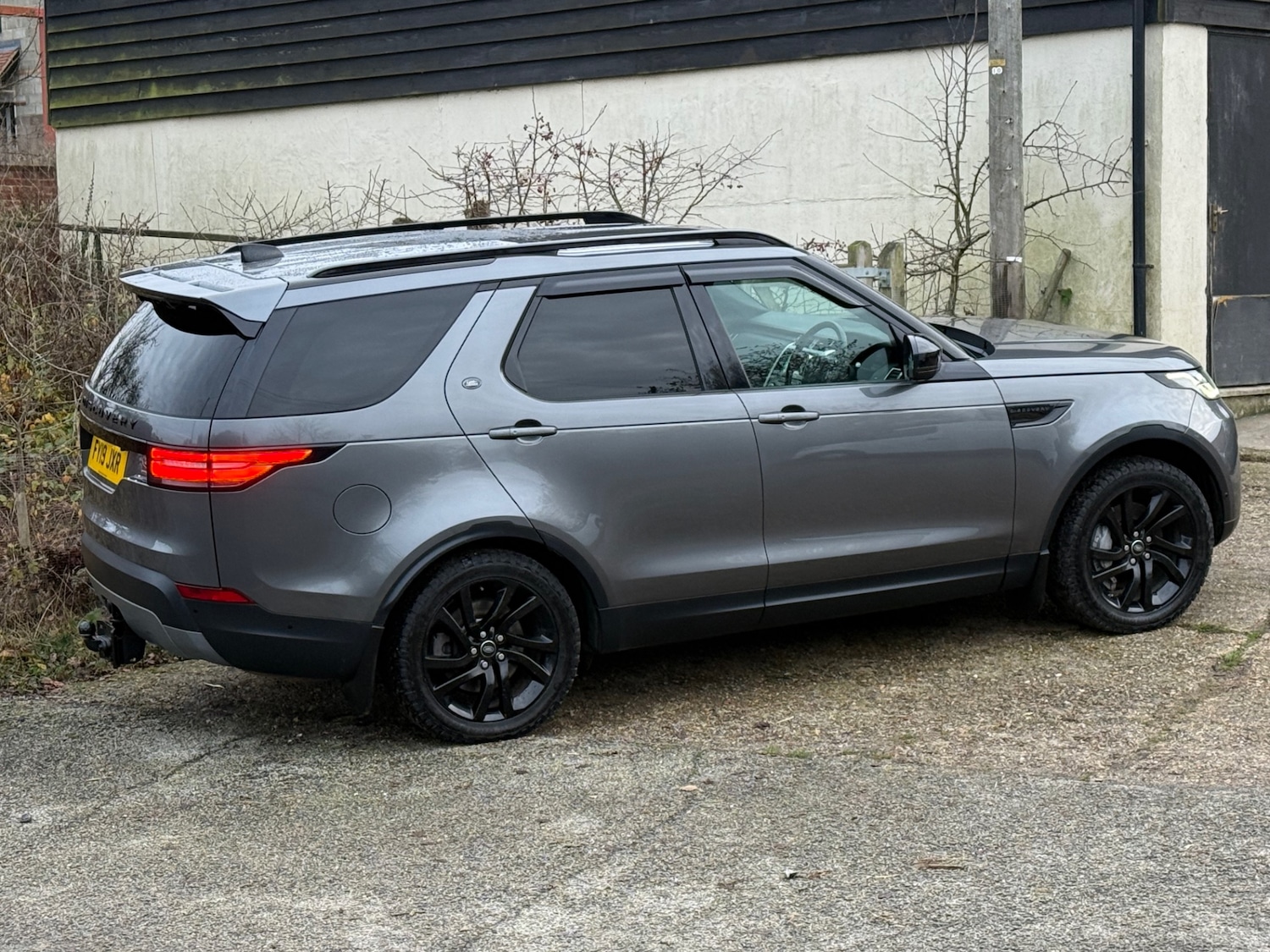 Used Land Rover Discovery 2019 for sale - 77059870: Photo 3