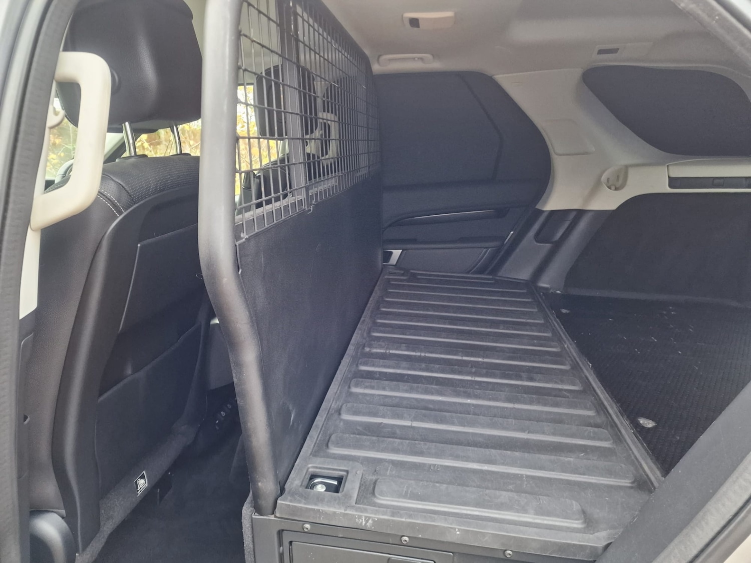 Used Land Rover Discovery 2021 for sale - 76518101: Photo 14