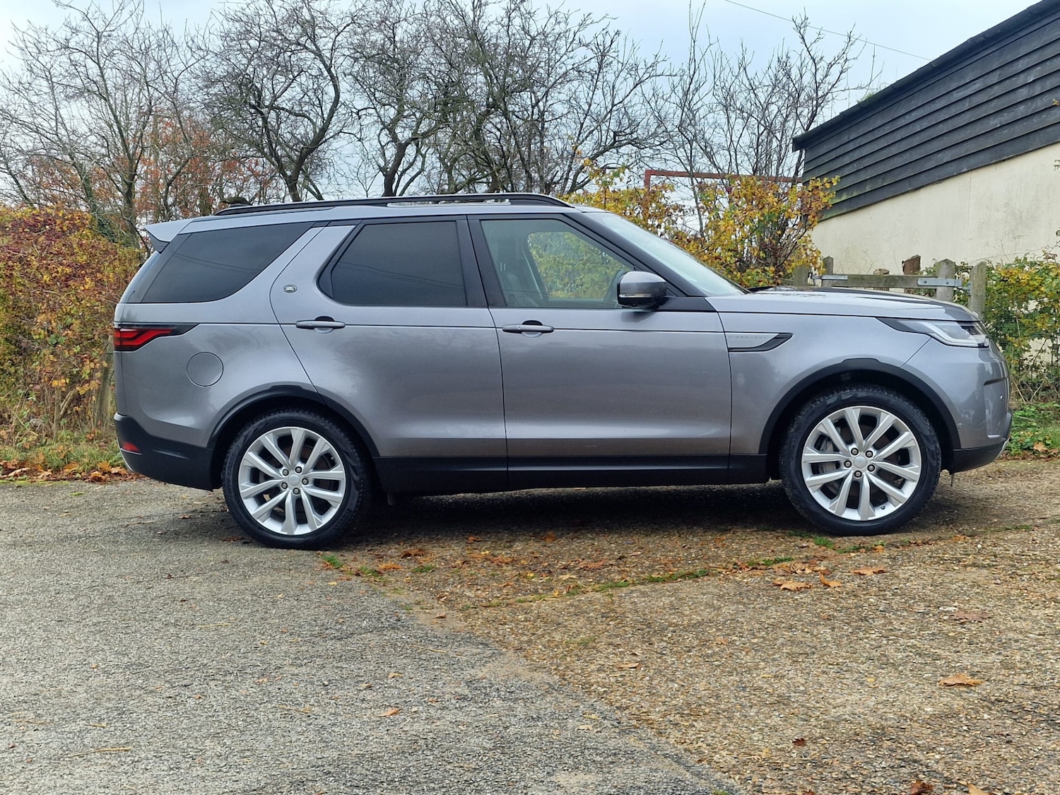 Used Land Rover Discovery 2021 for sale - 76518101: Photo 4