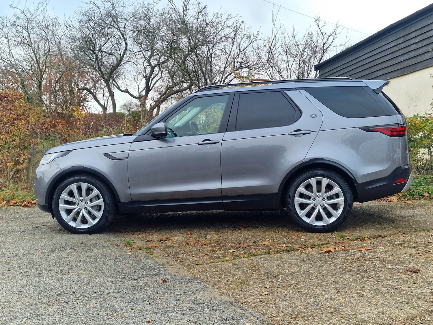Used Land Rover Discovery 2021 for sale - 76518101: Photo 5