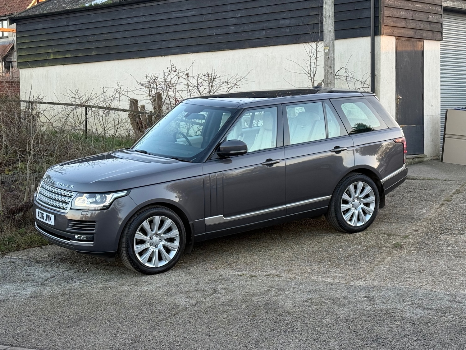 Used Land Rover Range Rover 2016 for sale - 77164699: Photo 2