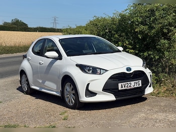 Used Toyota Yaris 2022 for sale - 79331131: Photo