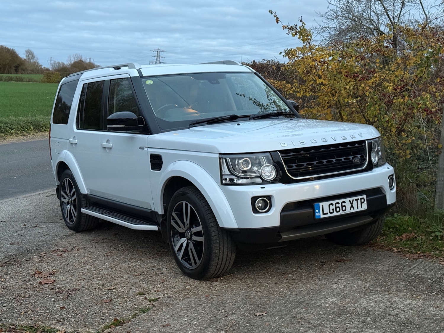 Used Land Rover Discovery 2016 for sale - 76521244: Photo 1