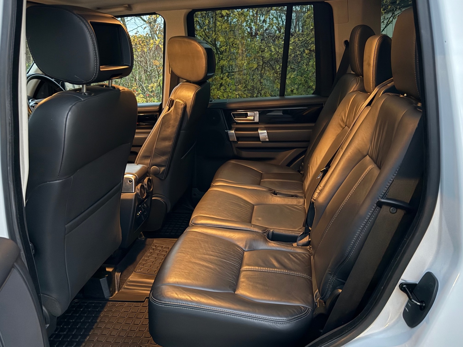 Used Land Rover Discovery 2016 for sale - 76521244: Photo 12