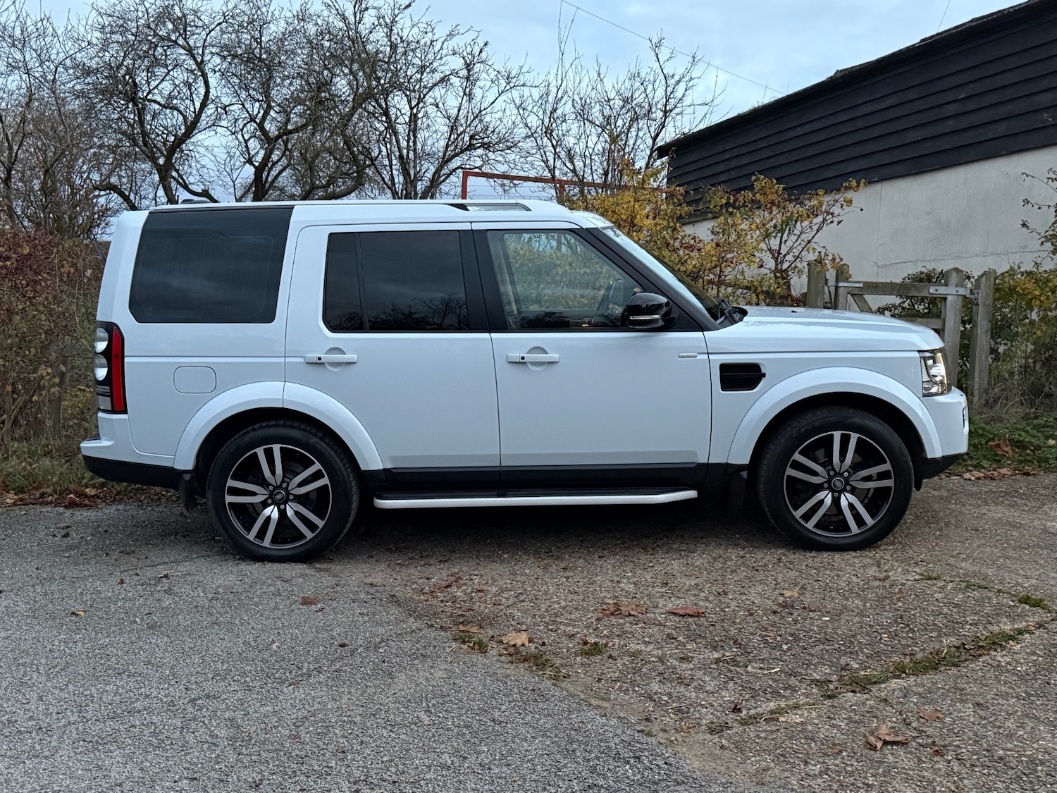 Used Land Rover Discovery 2016 for sale - 76521244: Photo 6