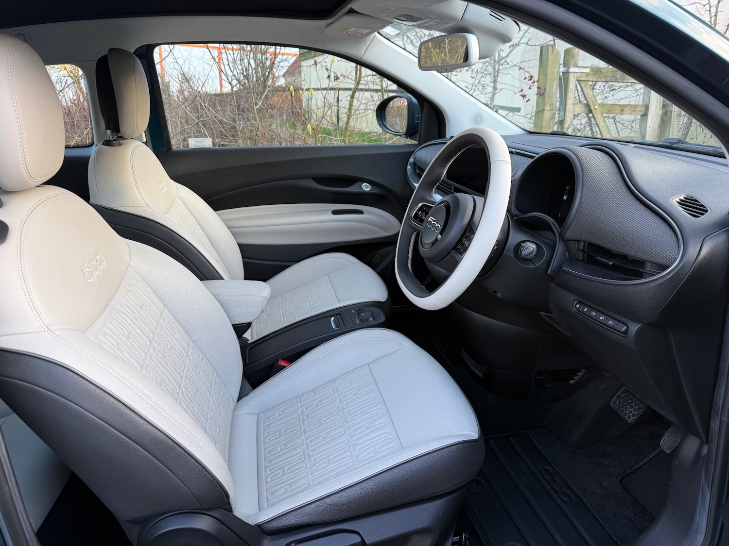 Used Fiat 500 2021 for sale - 77500983: Photo 8