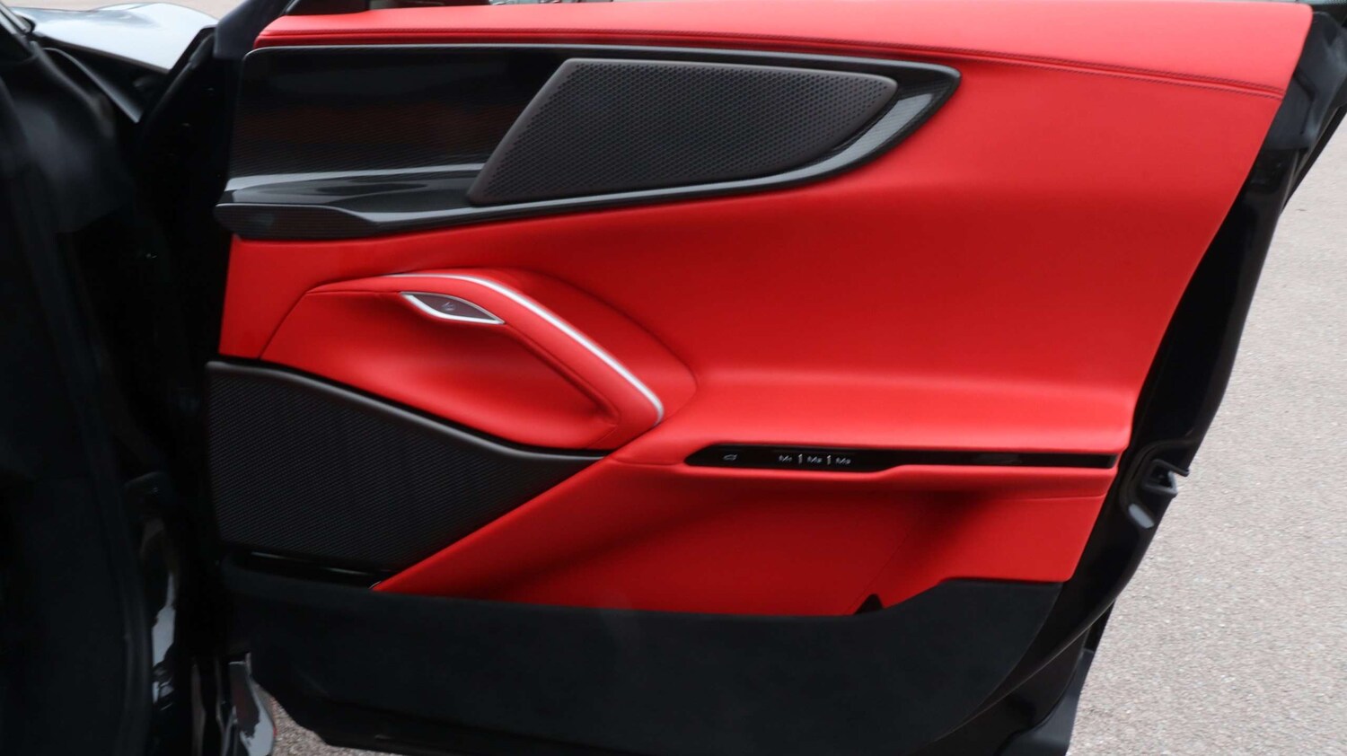 Used Ferrari Purosangue 2024 for sale - 77500317: Photo 23