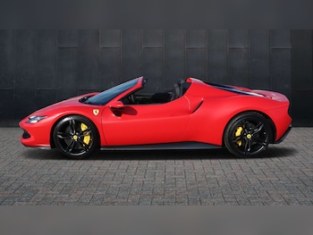 Used Ferrari 296 GTS 2024 for sale - 77886144: Photo