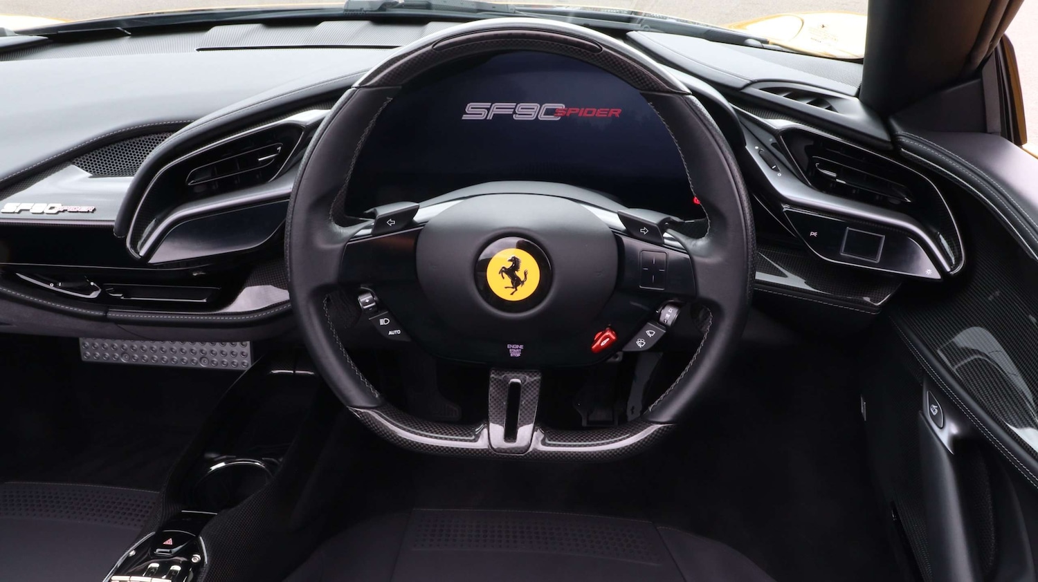 Used Ferrari SF90 Spider 2022 for sale - 77472764: Photo 15