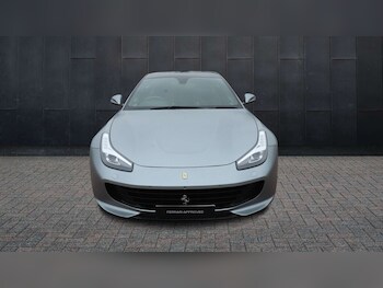 Used Ferrari GTC4Lusso 2017 for sale - 77472605: Photo
