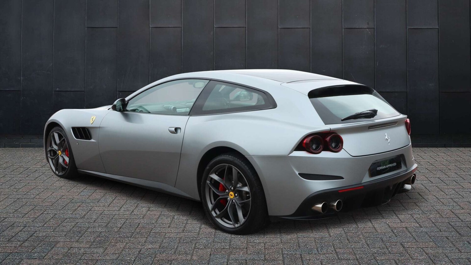 Used Ferrari GTC4Lusso 2017 for sale - 77472605: Photo 6