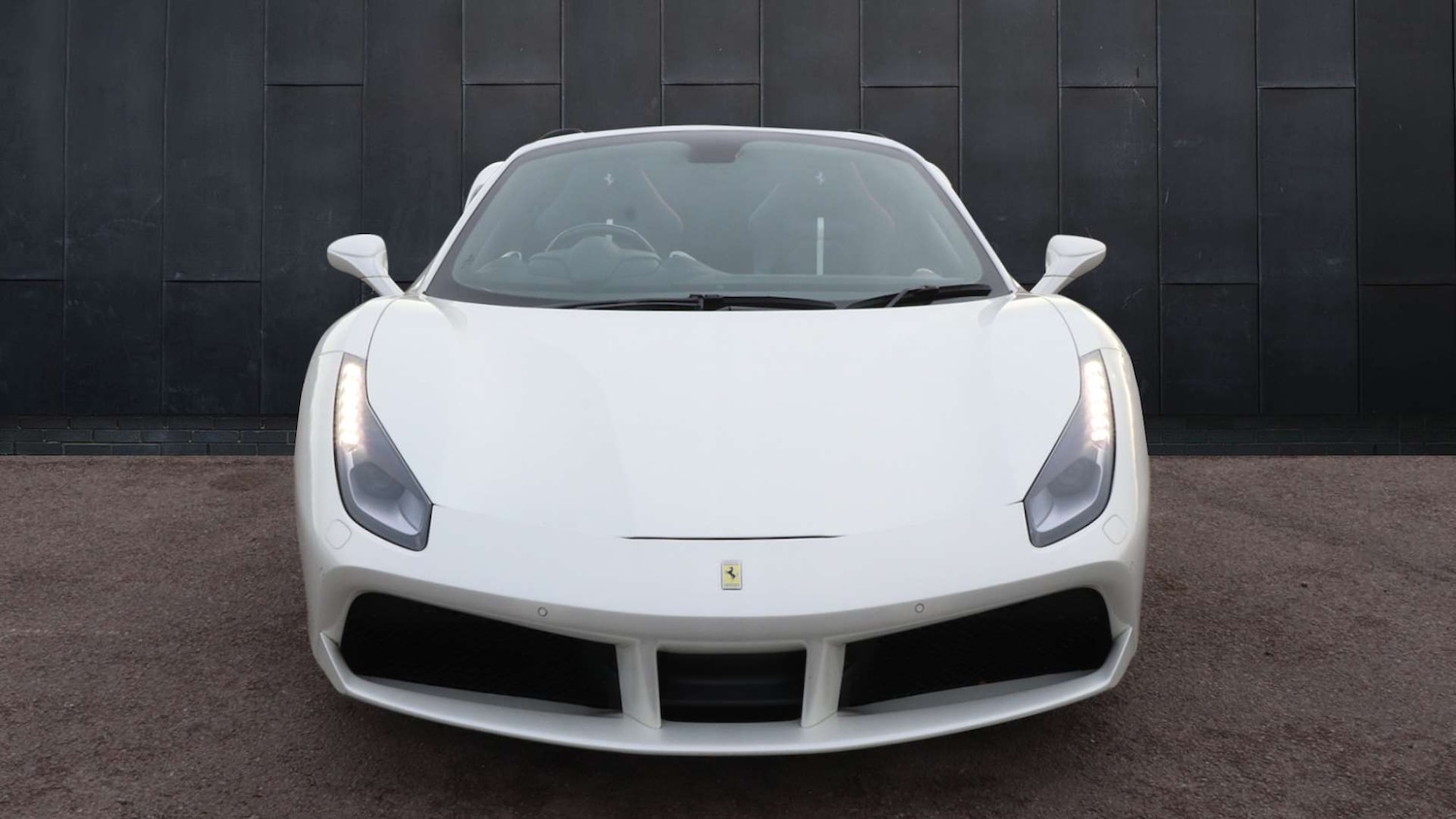 Used Ferrari 488 2018 for sale - 77514451: Photo 2