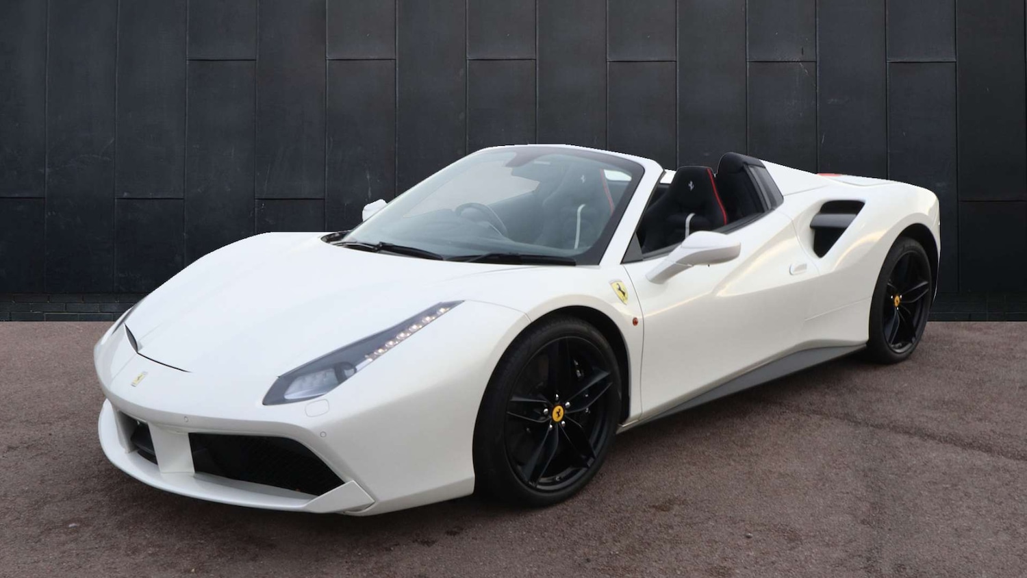 Used Ferrari 488 2018 for sale - 77514451: Photo 3