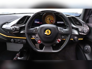 Used Ferrari 488 2019 for sale - 79486789: Photo