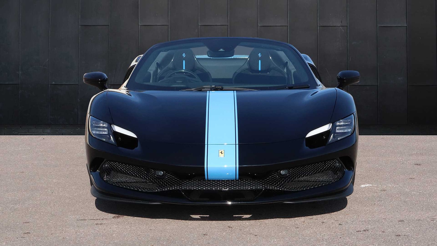 Used Ferrari 296 GTS 2023 for sale - 76329272: Photo 4