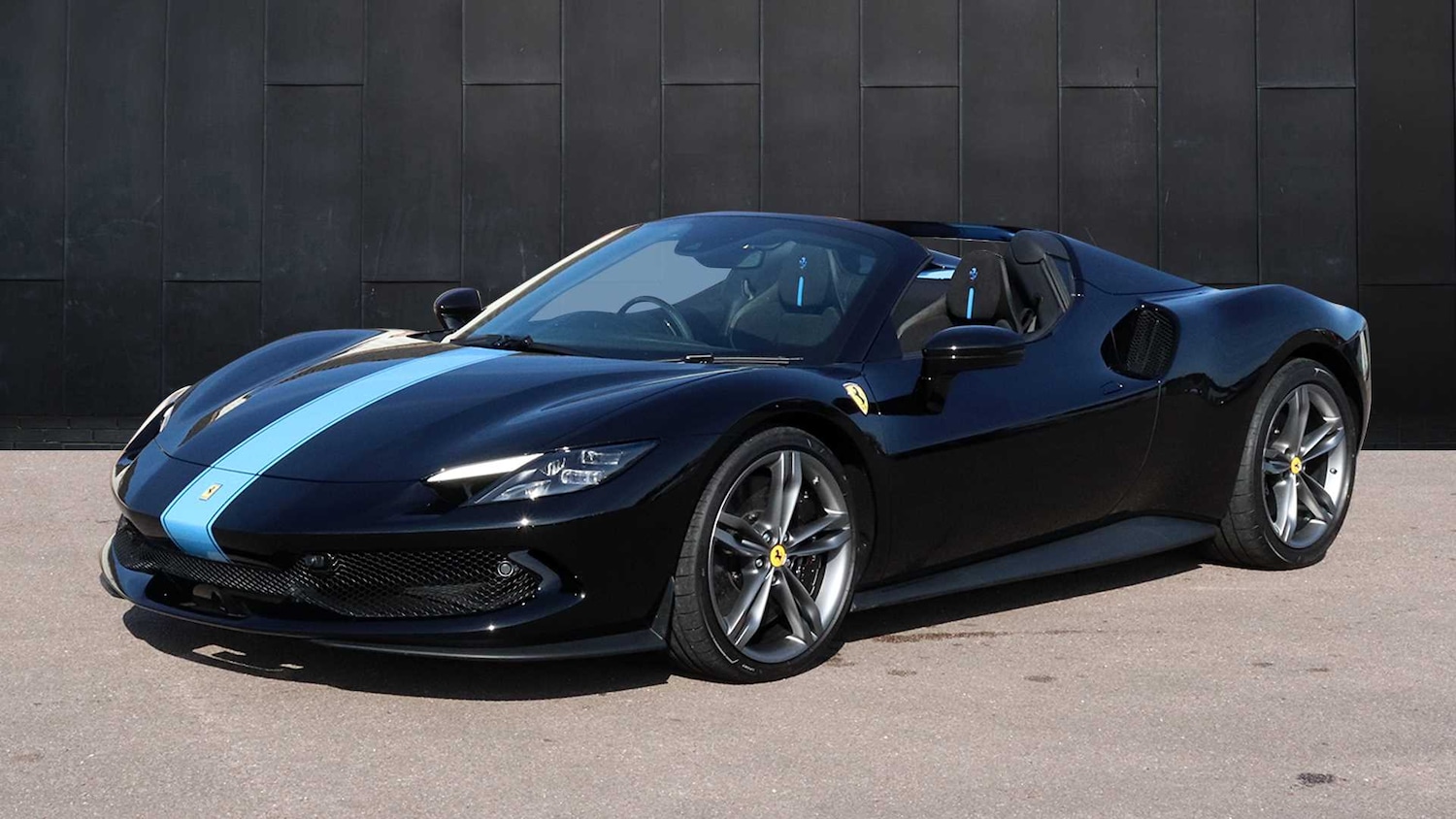 Used Ferrari 296 GTS 2023 for sale - 76329272: Photo 6