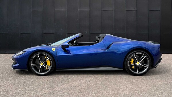 Used Ferrari 296 GTS 2024 for sale - 74620005: Photo 4