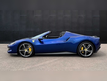 Used Ferrari 296 GTS 2024 for sale - 74620005: Photo