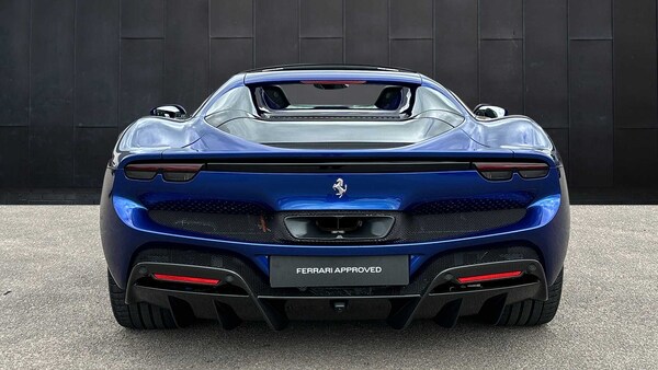 Used Ferrari 296 GTS 2024 for sale - 74620005: Photo 6