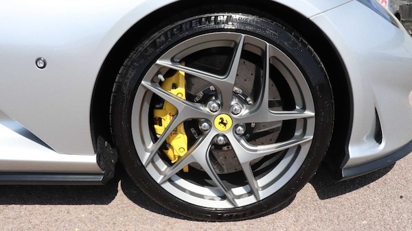 Used Ferrari 812 Superfast 2019 for sale - 75581078: Photo 10