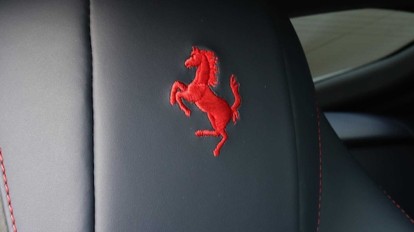 Used Ferrari 812 Superfast 2019 for sale - 75581078: Photo 19