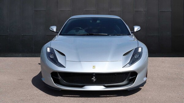 Used Ferrari 812 Superfast 2019 for sale - 75581078: Photo 2