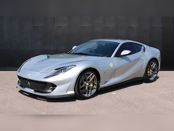 Used Ferrari 812 Superfast 2019 for sale - 75581078: Photo