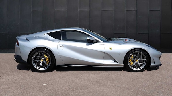 Used Ferrari 812 Superfast 2019 for sale - 75581078: Photo 8