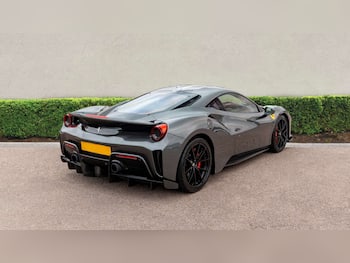 Used Ferrari 488 Pista 2019 for sale - 79825387: Photo