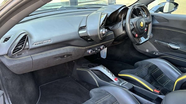 Used Ferrari 488 2018 for sale - 75555312: Photo 20