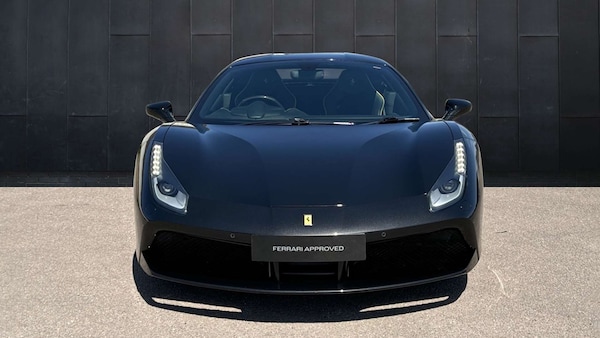 Used Ferrari 488 2018 for sale - 75555312: Photo 2