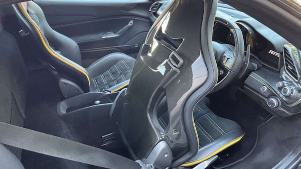 Used Ferrari 488 2018 for sale - 75555312: Photo 31