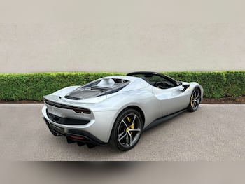Used Ferrari 296 GTS 2023 for sale - 79797603: Photo