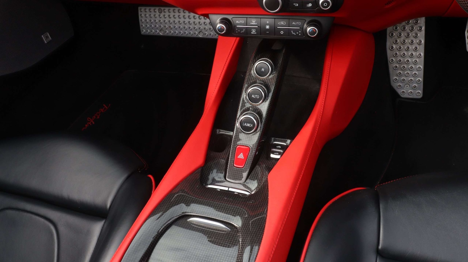 Used Ferrari Portofino 2019 for sale - 76460575: Photo 16