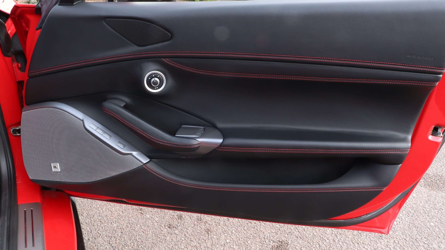 Used Ferrari Portofino 2019 for sale - 76460575: Photo 23