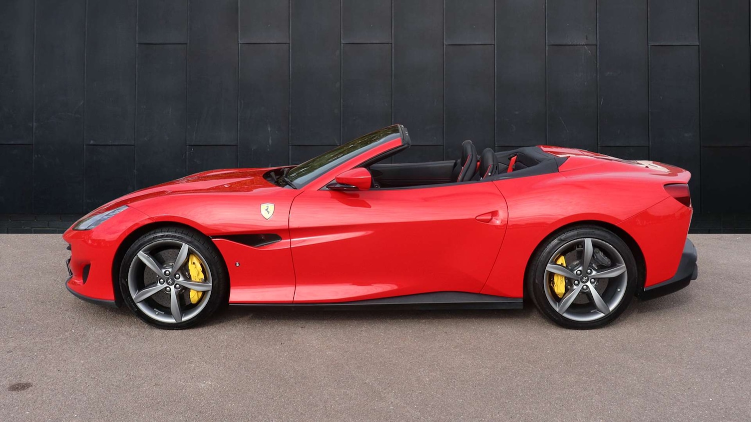 Used Ferrari Portofino 2019 for sale - 76460575: Photo 4