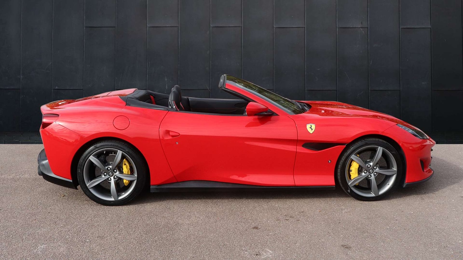Used Ferrari Portofino 2019 for sale - 76460575: Photo 8