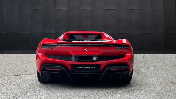 Used Ferrari 296 GTB 2023 for sale - 76205253: Photo 6
