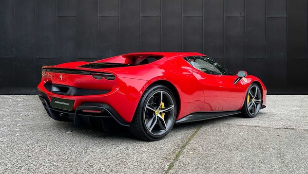 Used Ferrari 296 GTB 2023 for sale - 76205253: Photo 7